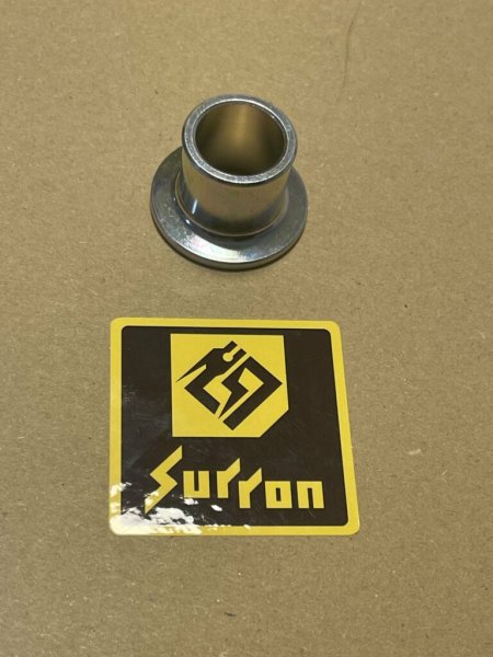 Rechte Hinterradbuchse für Surron Ultra